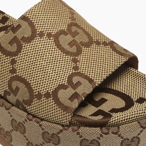 Gucci Women\'s Tan Monogram Slide Sandals